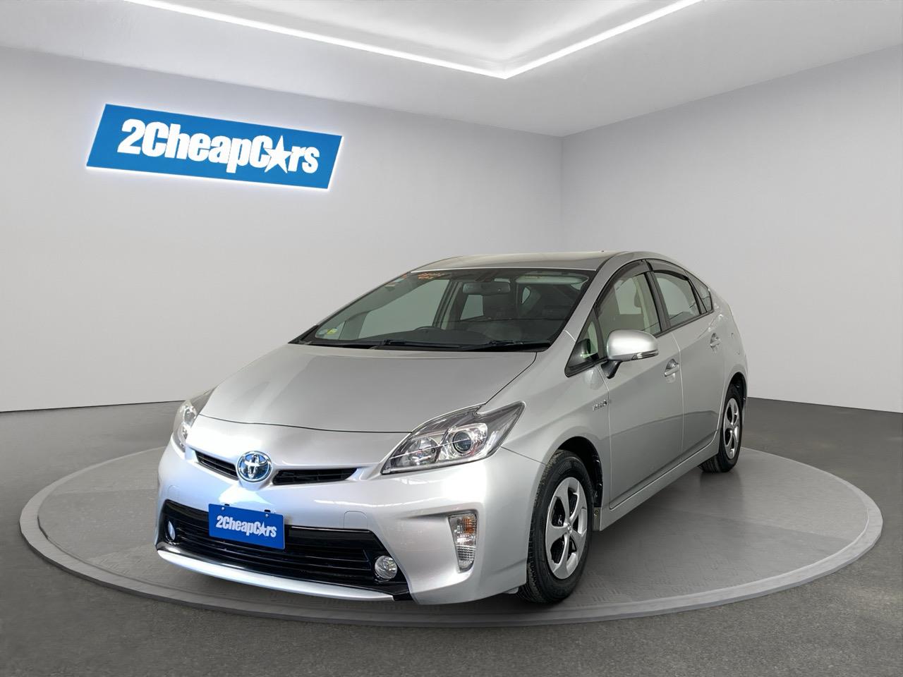 2013 Toyota Prius G Hatchback