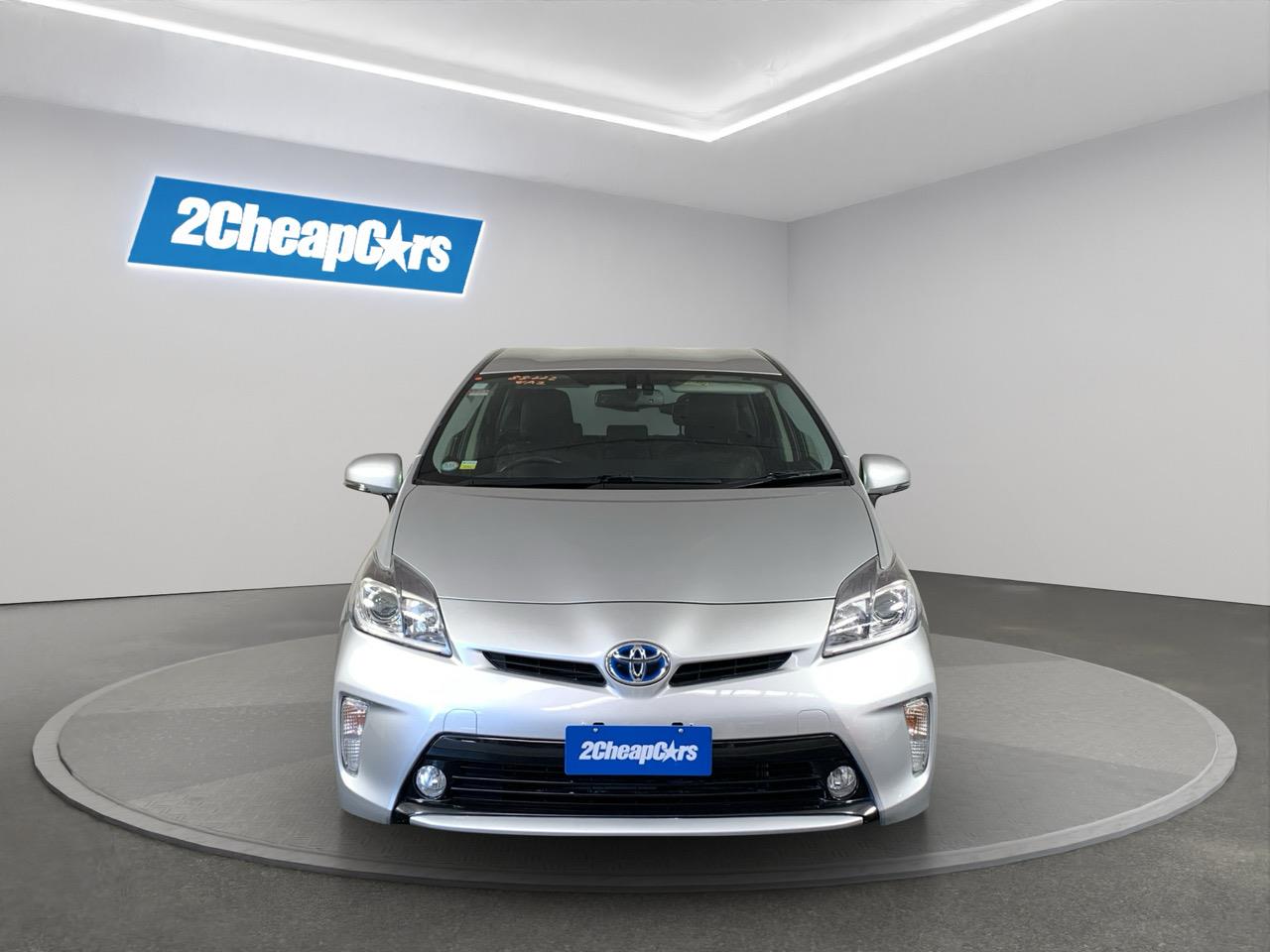 2013 Toyota Prius G Hatchback CRUISE CONTROL + PUSH SRART + AUTO LIGHTS