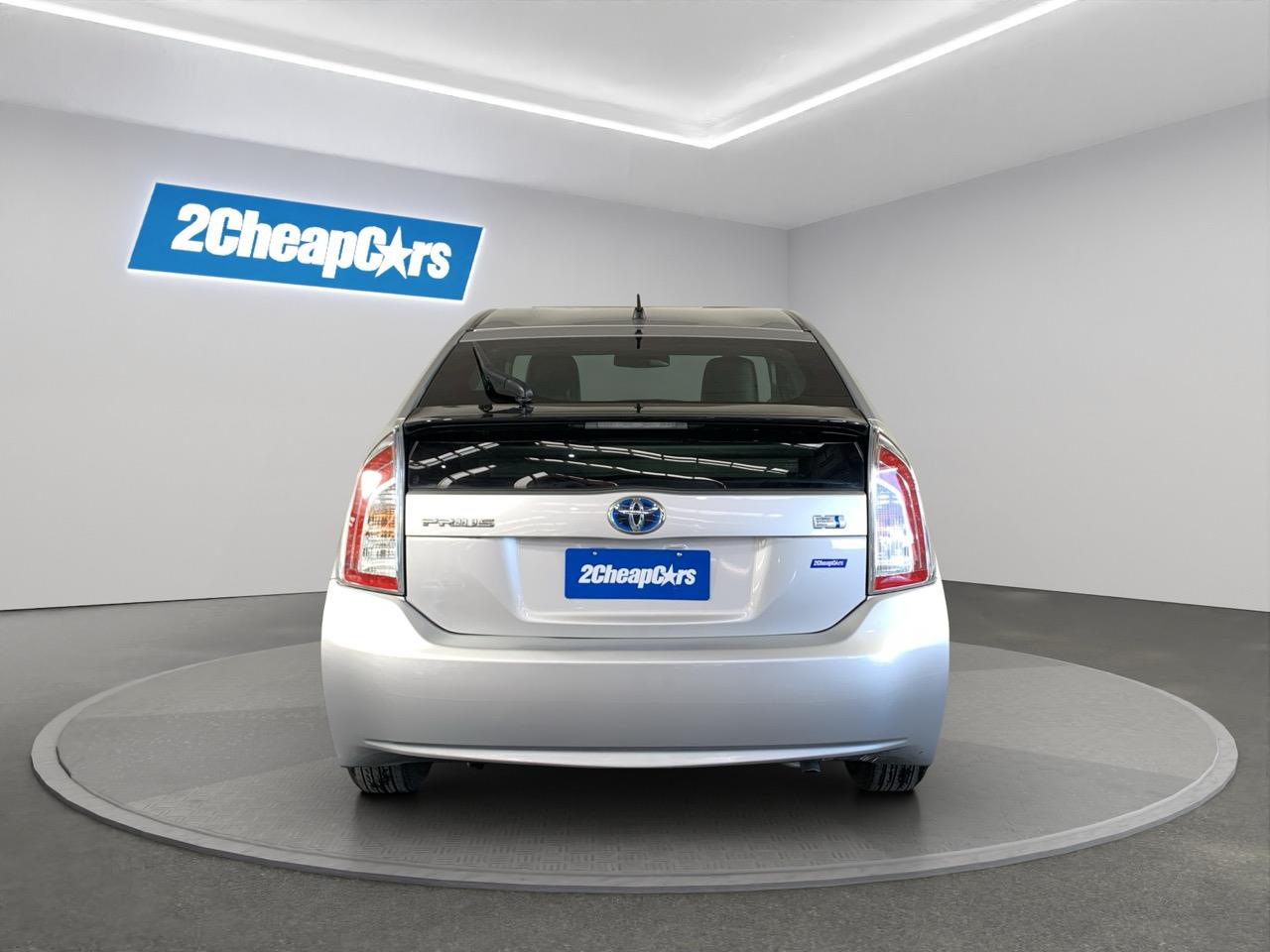 2013 Toyota Prius G Hatchback CRUISE CONTROL + PUSH SRART + AUTO LIGHTS