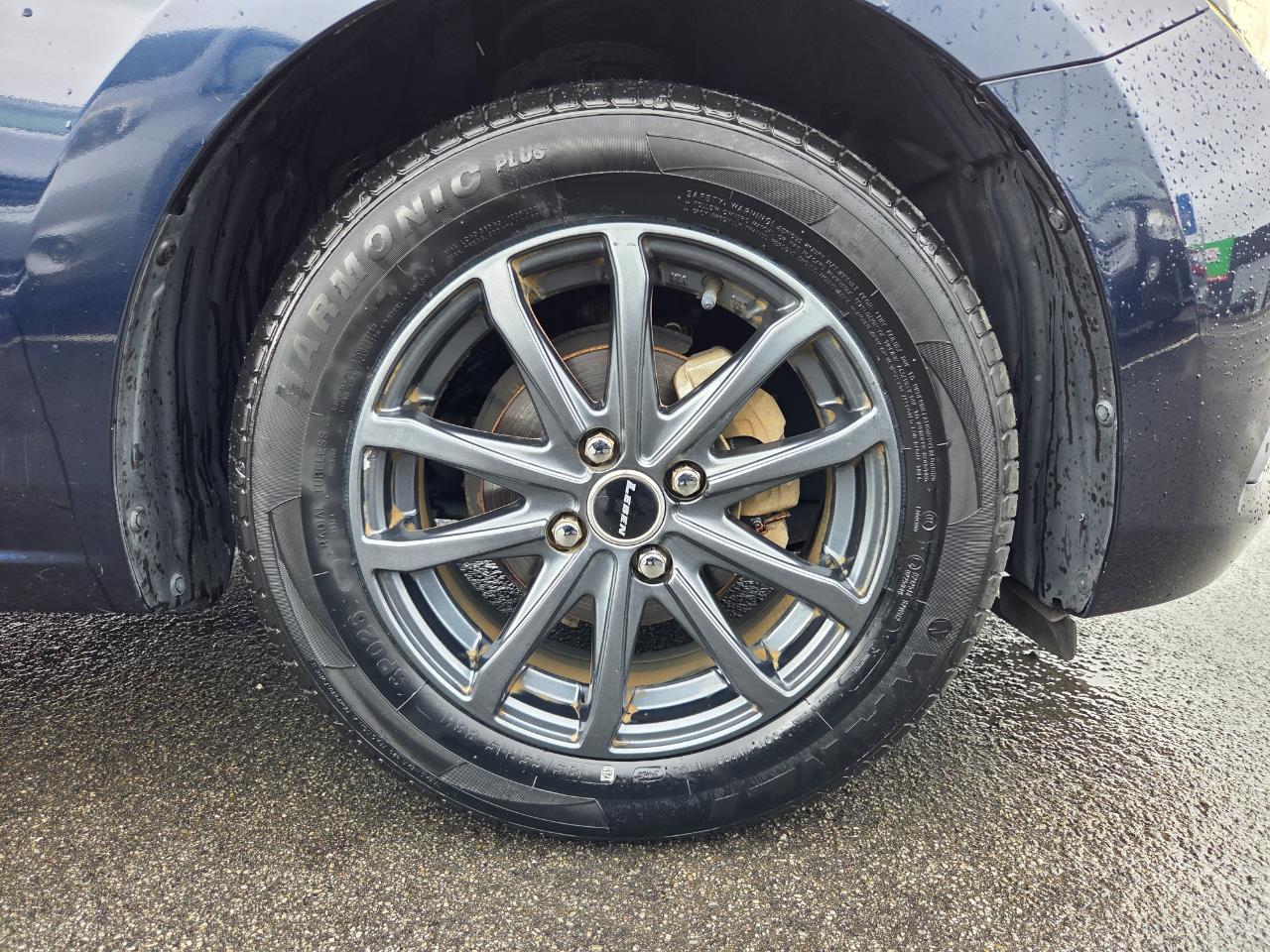 2015 Mazda Demio 2 New Shape Skyactive Hatchback SMART KEY + REVERSING CAMERA + AUTO LIGHT