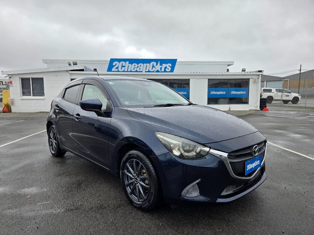 2015 Mazda Demio 2 New Shape Skyactive Hatchback SMART KEY + REVERSING CAMERA + AUTO LIGHT