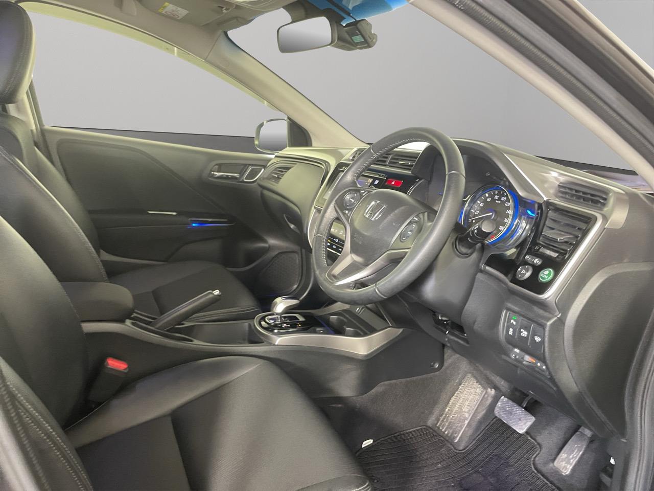 2015 Honda Grace Hybrid LX Sedan LOW KM + REVESING CAMERA + PUSH SRART 