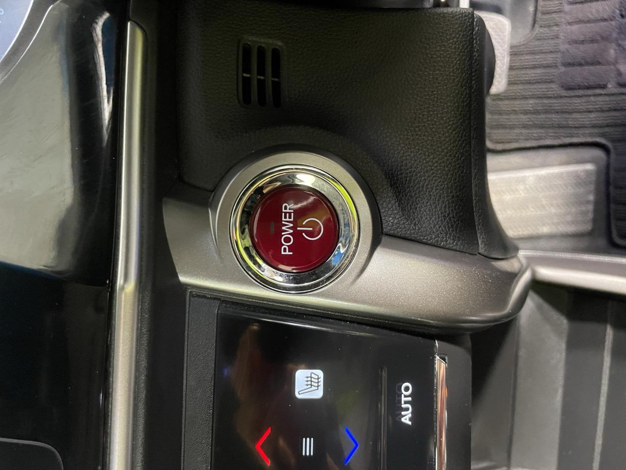 2015 Honda Grace Hybrid LX Sedan LOW KM + REVESING CAMERA + PUSH SRART 