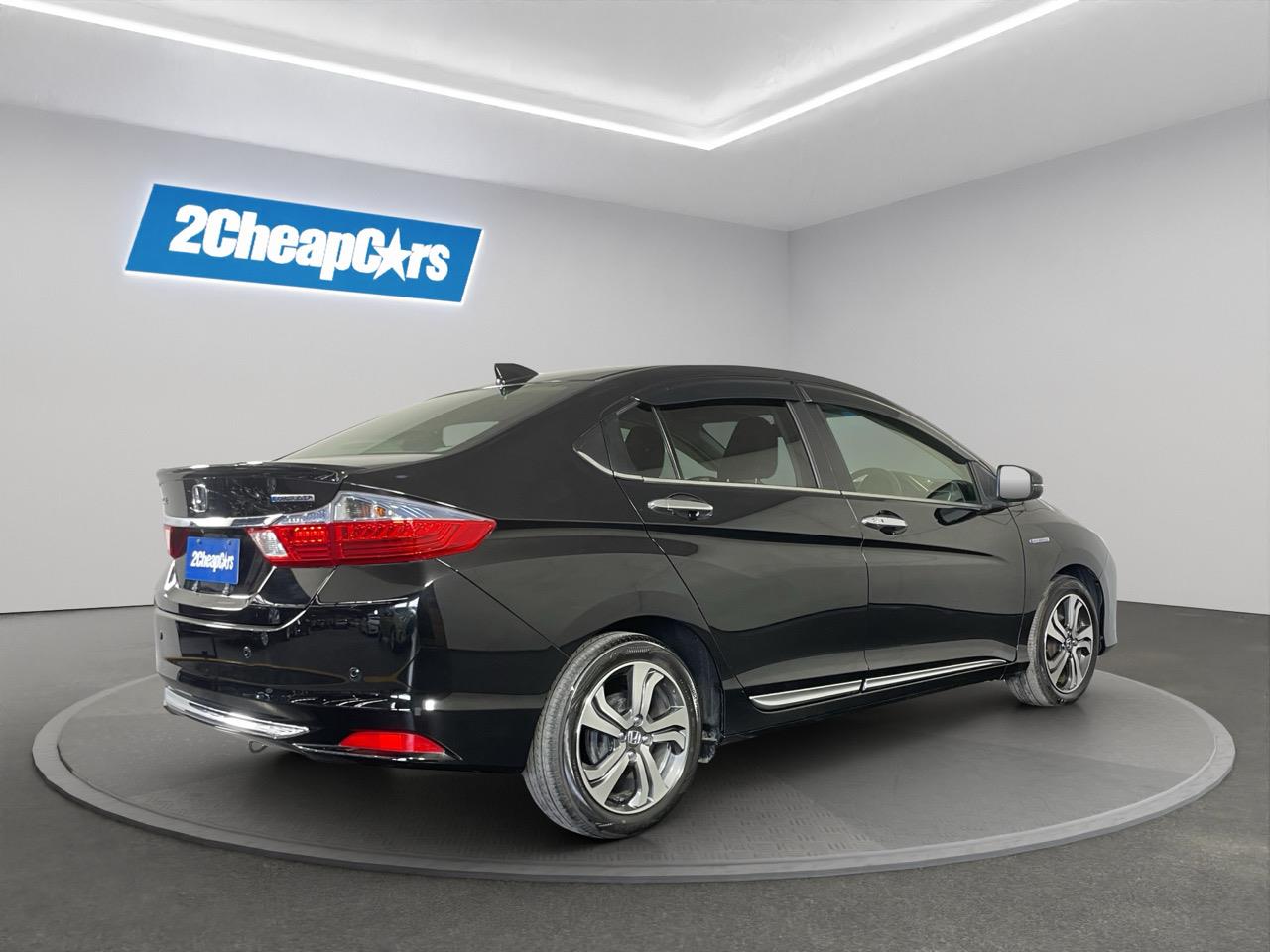 2015 Honda Grace Hybrid LX Sedan LOW KM + REVESING CAMERA + PUSH SRART 