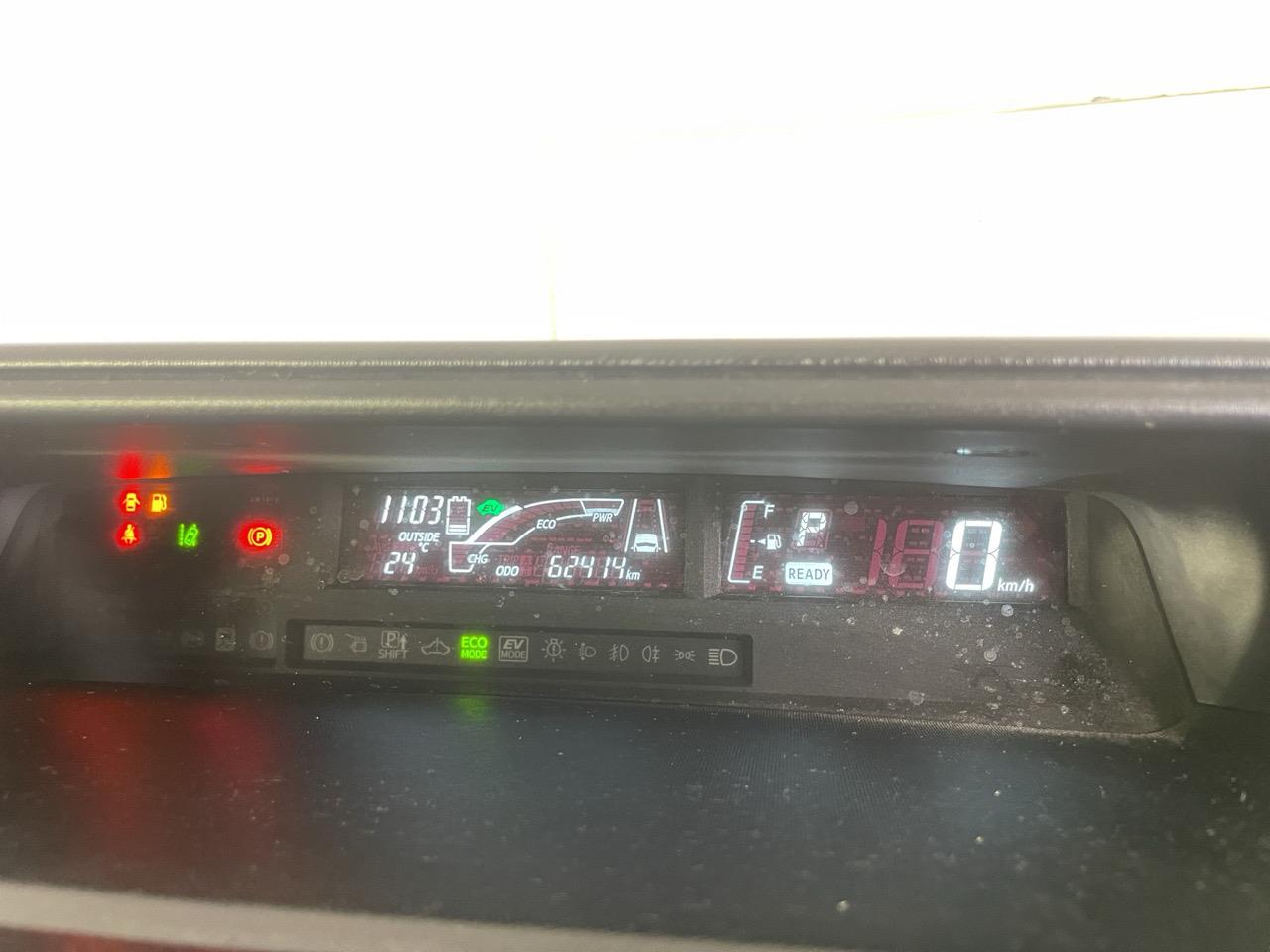 2016 Toyota Aqua Facelift Model S Hatchback REVERSING CAMERA + AUTO LIGHTS + PUSH START