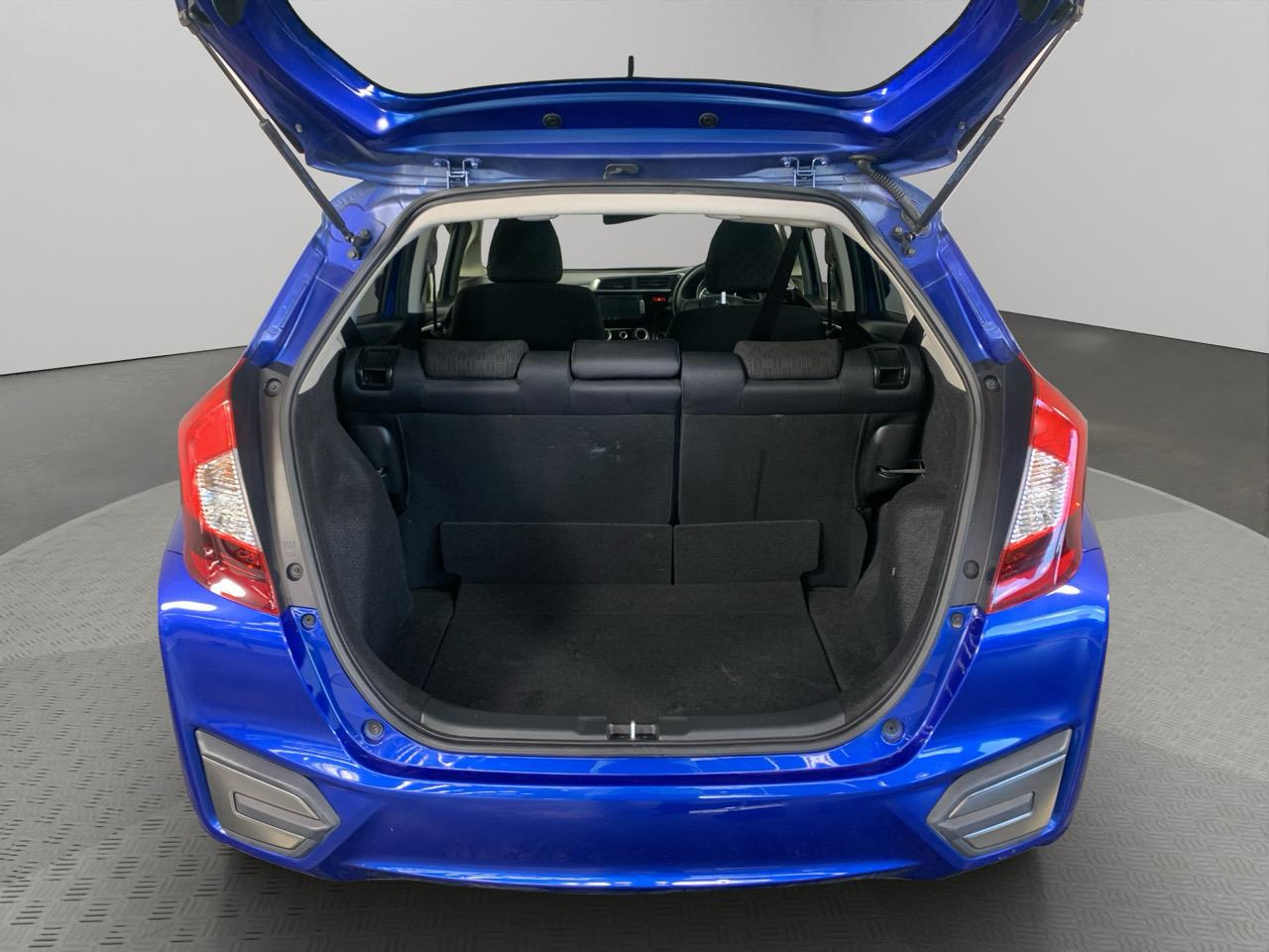 2014 Honda Fit Jazz New Shape Hatchback KEYLESS ENTRY + PUSH SRART + GREAT SPACE