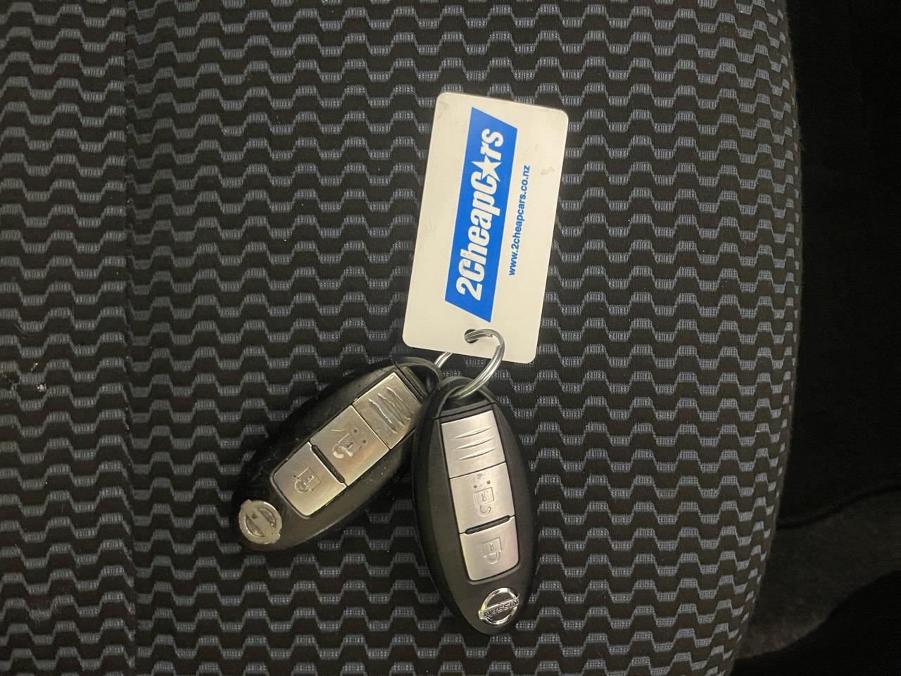 2013 Nissan Note X DIG- S Hatchback REVERSING CAMERA + PUSH BUTTON START