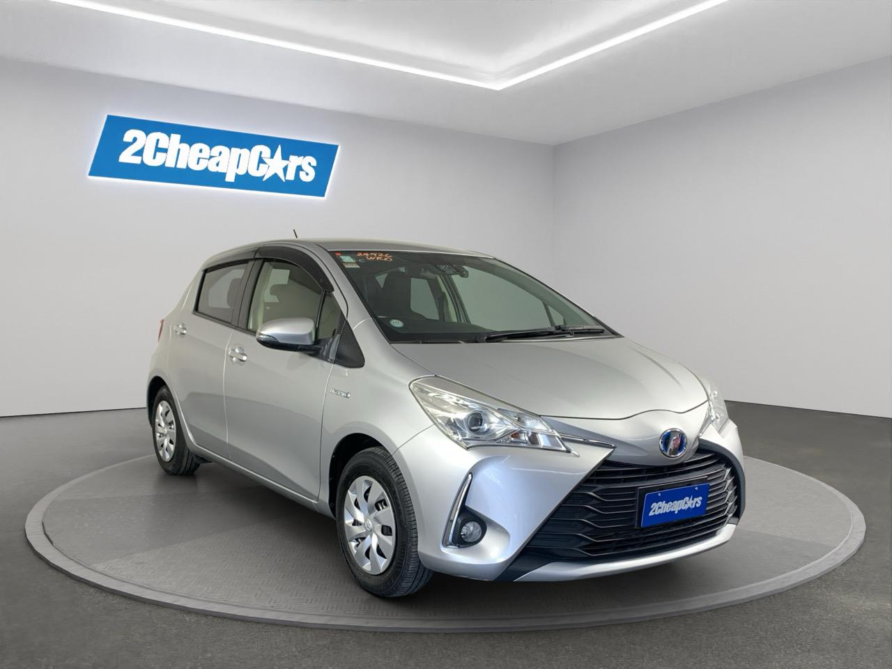 2017 Toyota Vitz YARIS HYBRID Hatchback REVERSING CAMERA + AUTO LIGHTS 