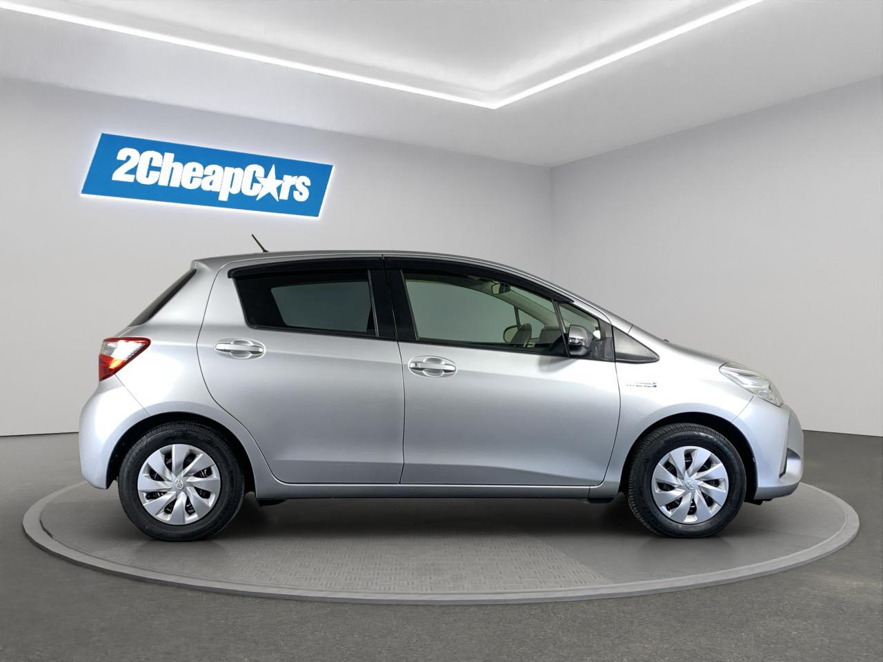 2017 Toyota Vitz YARIS HYBRID Hatchback REVERSING CAMERA + AUTO LIGHTS 