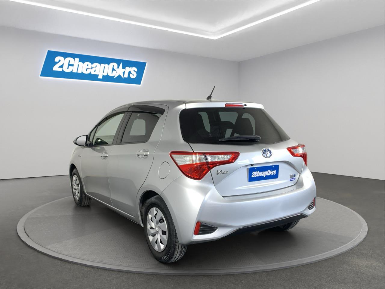 2017 Toyota Vitz YARIS HYBRID Hatchback REVERSING CAMERA + AUTO LIGHTS 