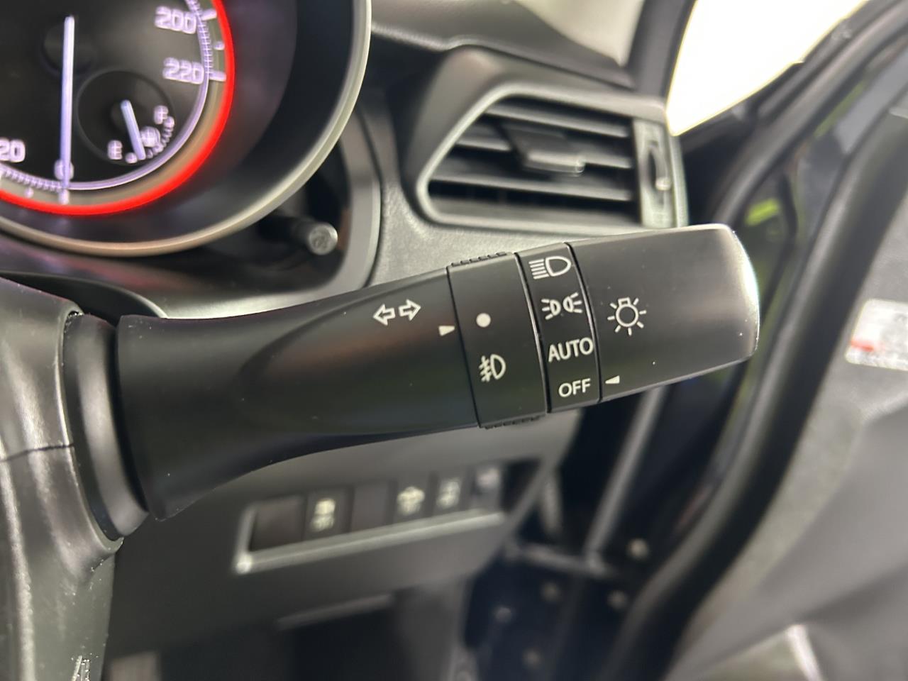 2017 Suzuki Swift Late Shape Hatchback SMART KEY + CRUISE CONTROL + SAFETY FEATURES