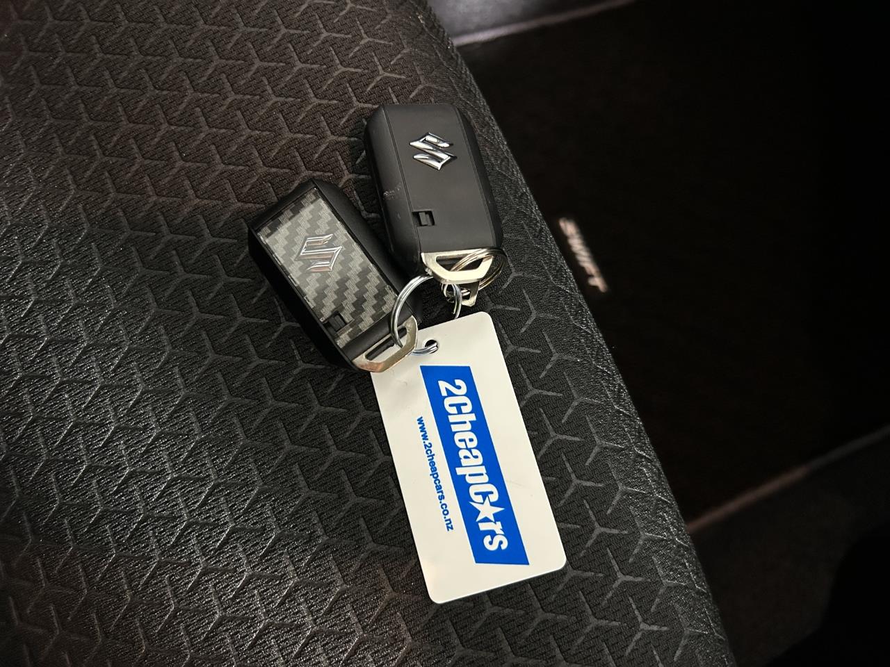 2017 Suzuki Swift Late Shape Hatchback SMART KEY + CRUISE CONTROL + SAFETY FEATURES