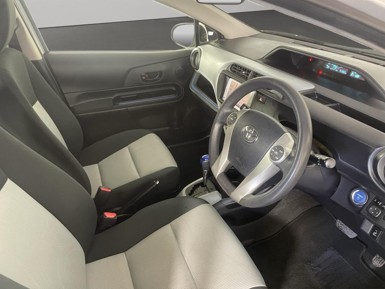 2014 Toyota Aqua S Hatchback REVERSING CAMERA + AUTO LIGHTS + PUSH BUTTON START