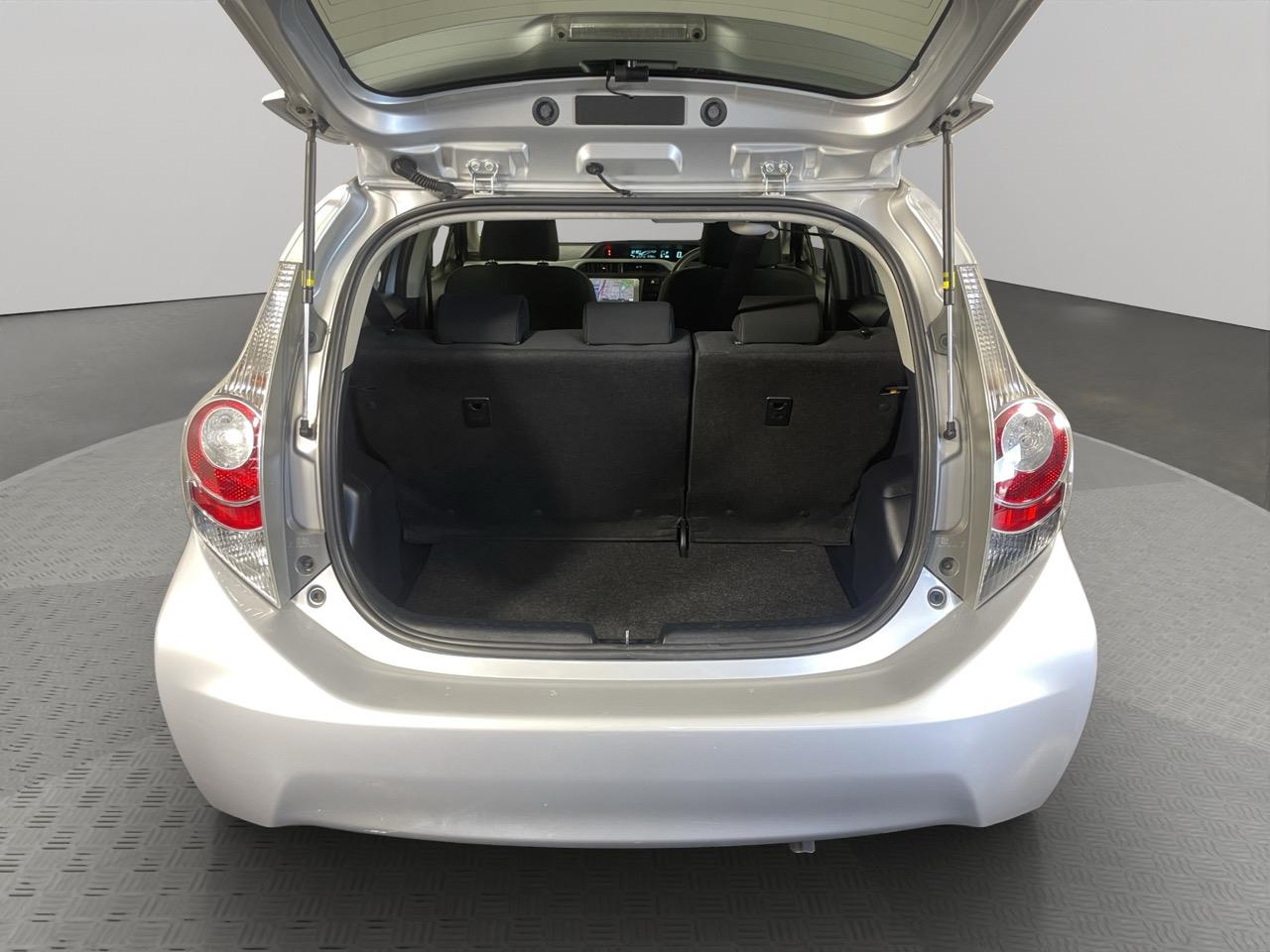 2014 Toyota Aqua S Hatchback REVERSING CAMERA + AUTO LIGHTS + PUSH BUTTON START