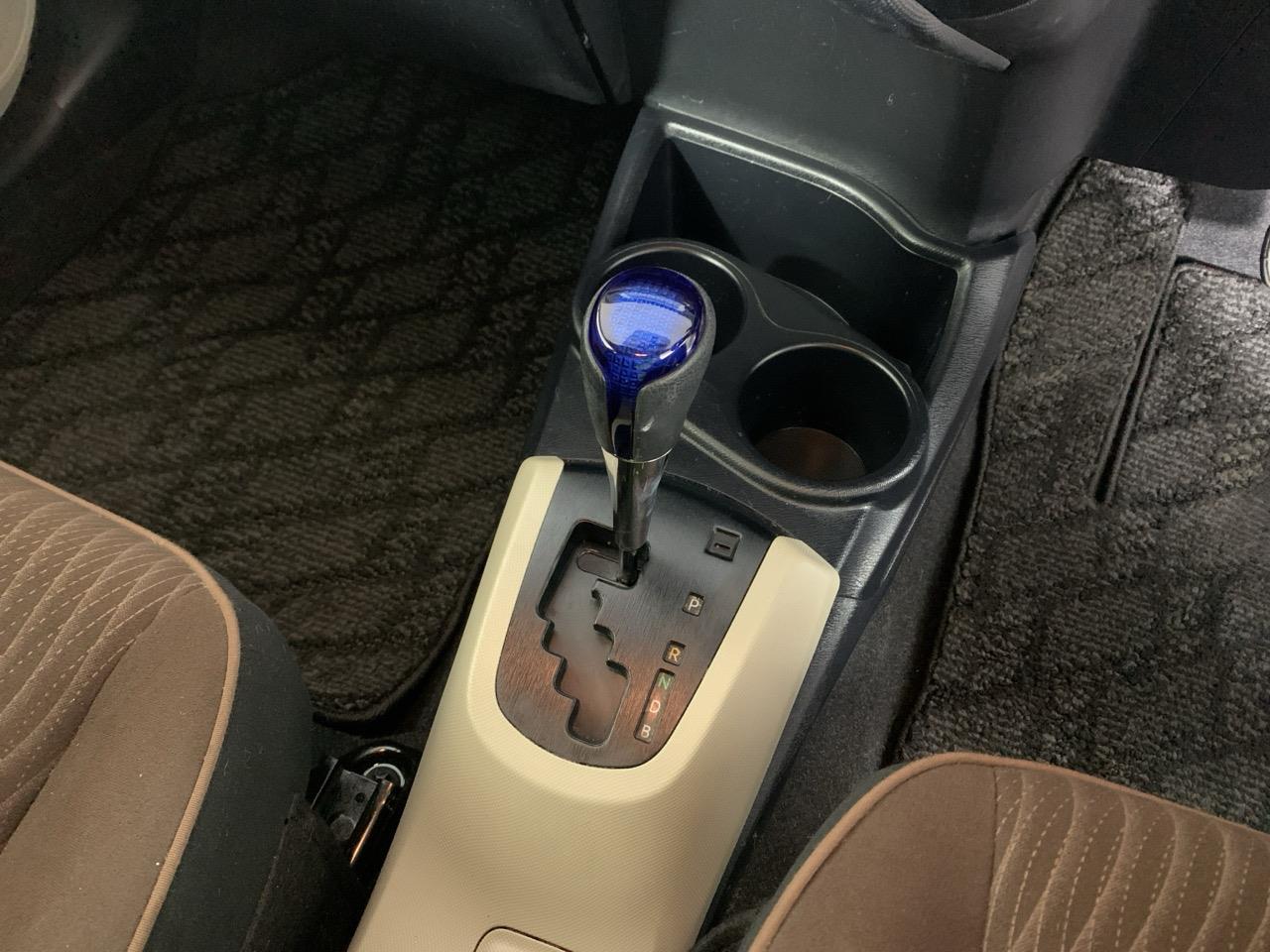 2014 Toyota Aqua G Hatchback LOW KM + REVESING CAMERA + PUSH SRART