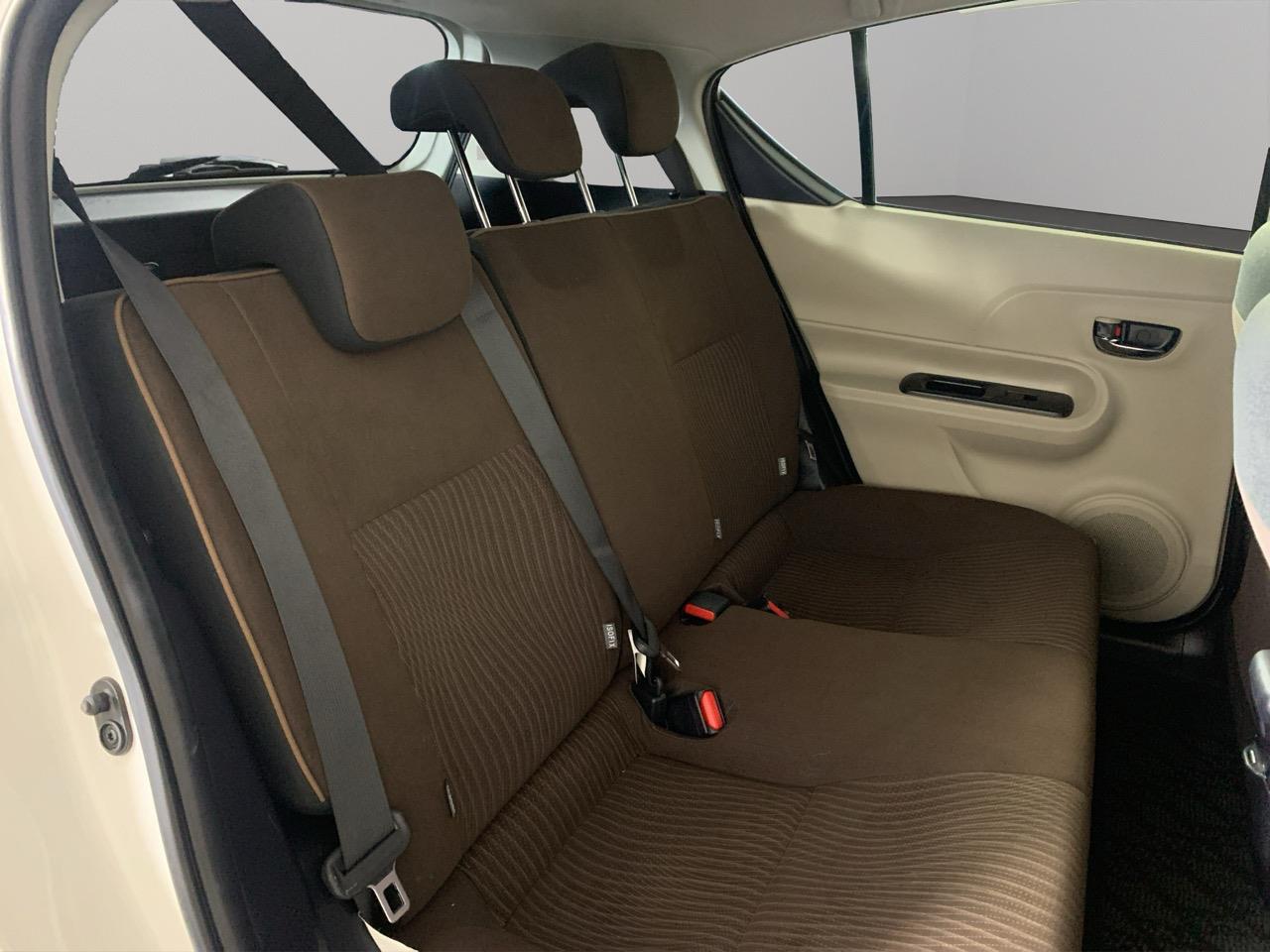 2014 Toyota Aqua G Hatchback LOW KM + REVESING CAMERA + PUSH SRART