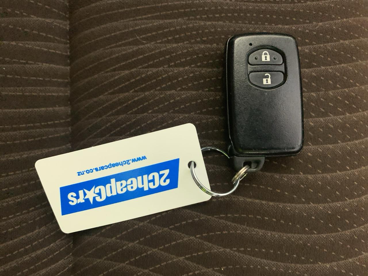 2014 Toyota Aqua G Hatchback LOW KM + REVESING CAMERA + PUSH SRART