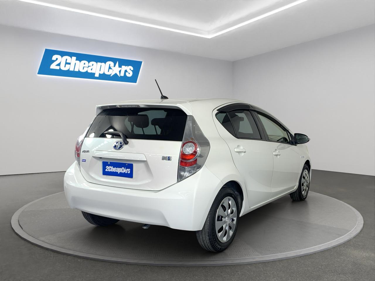 2014 Toyota Aqua G Hatchback LOW KM + REVESING CAMERA + PUSH SRART