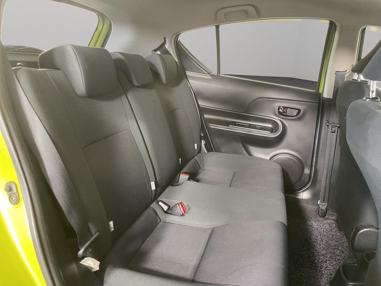 2015 Toyota Aqua Facelift Model S Hatchback REVESING CAMERA + PUSH SRART