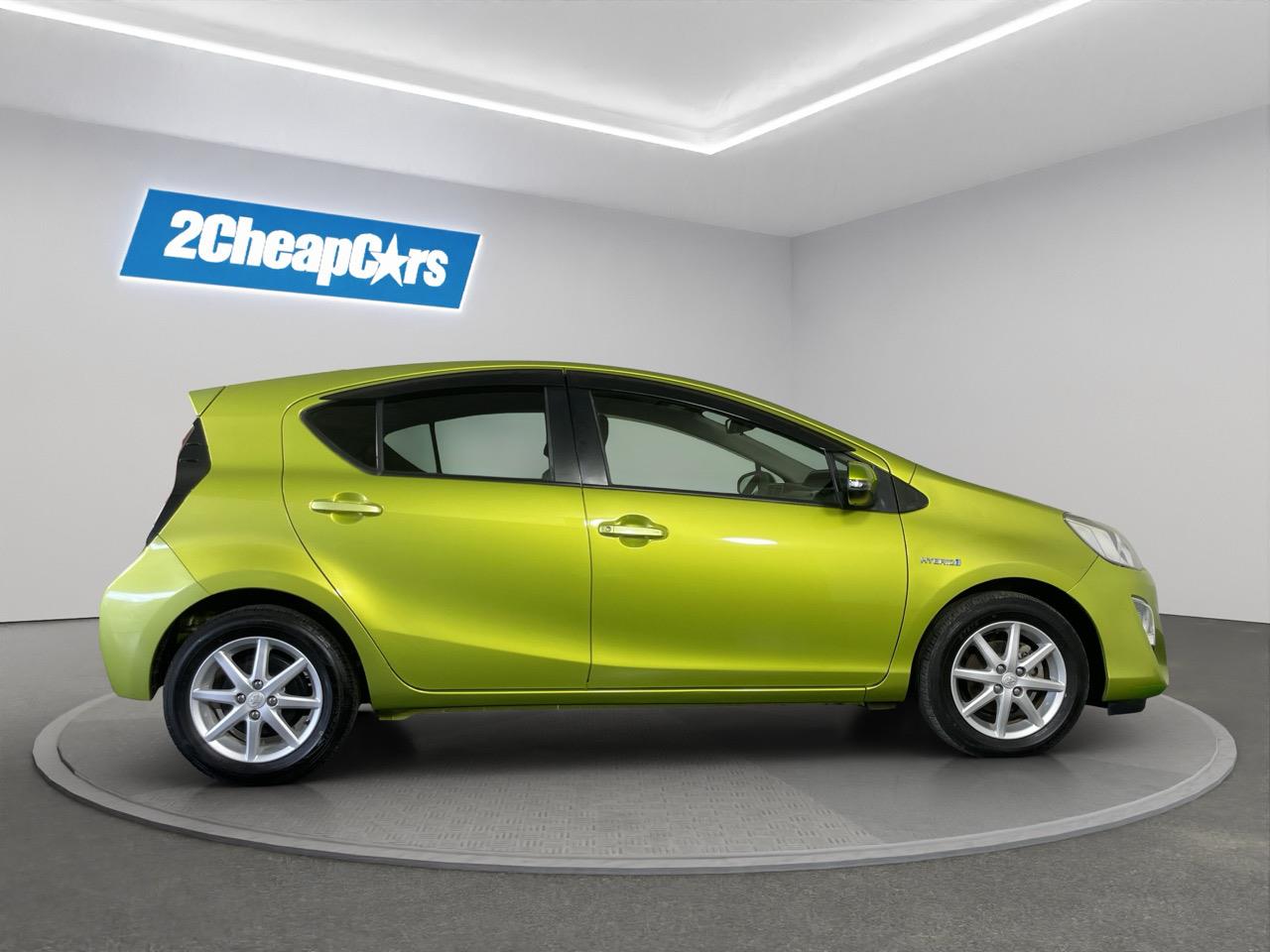 2015 Toyota Aqua Facelift Model S Hatchback REVESING CAMERA + PUSH SRART