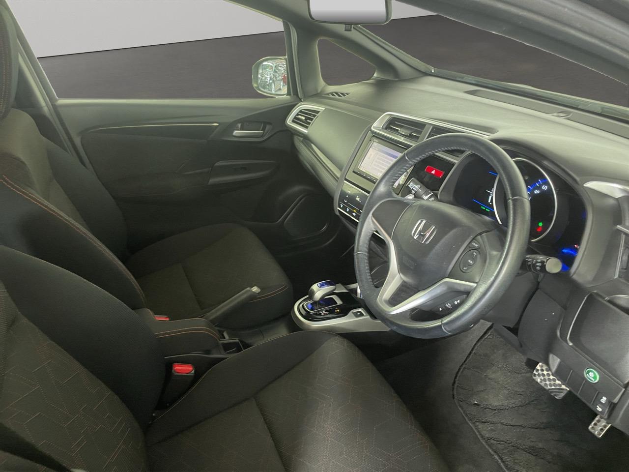 2013 Honda Fit Hybrid 1.5 Hybrid Hatchback CRUISE CONTROL + PUSH SRART + AUTO LIGHTS