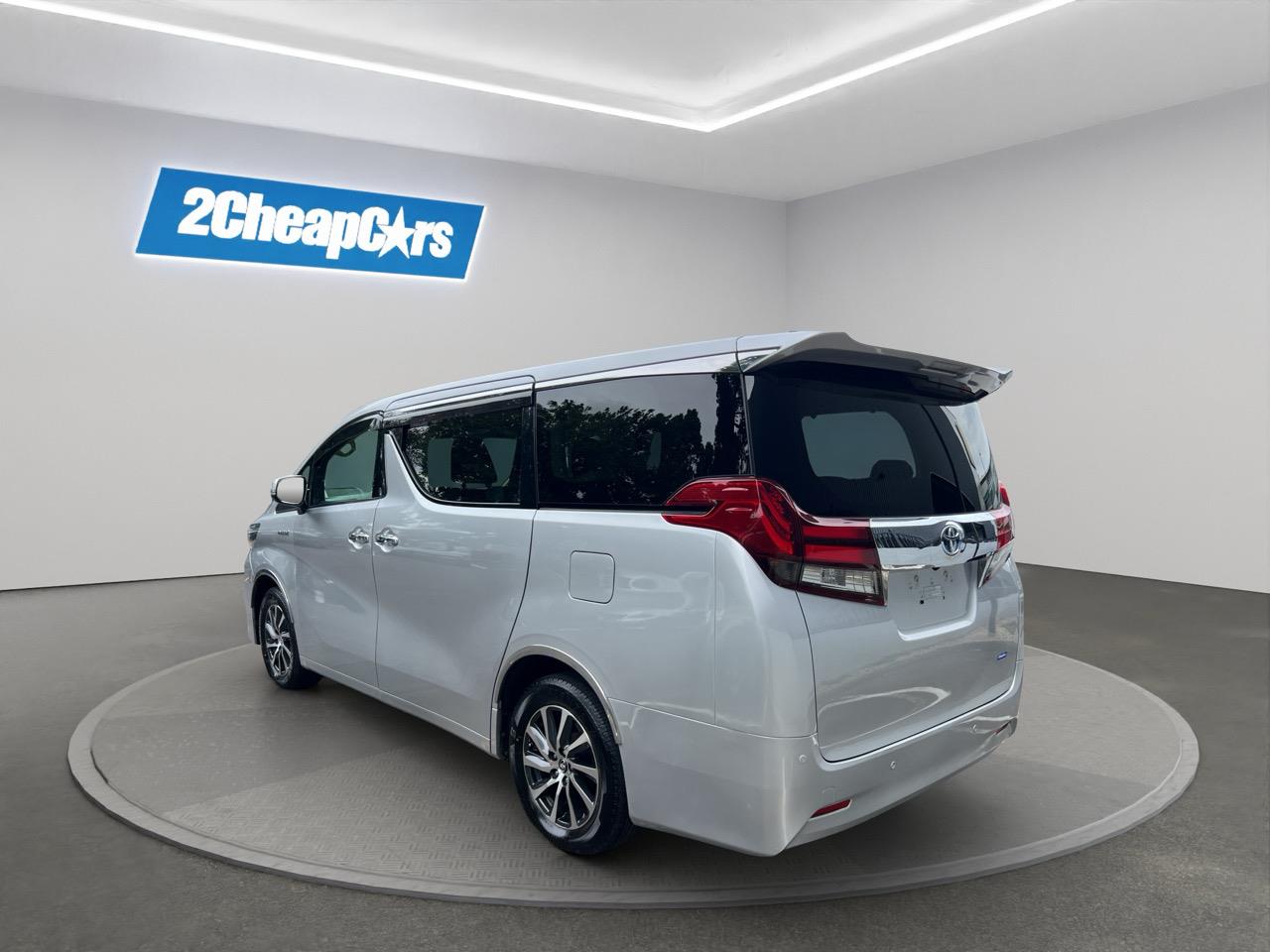 2016 Toyota Alphard Hybrid 4WD People Mover 2ND ROW CAPTAIN SEATS + REVERSING CAMERA + 4WD