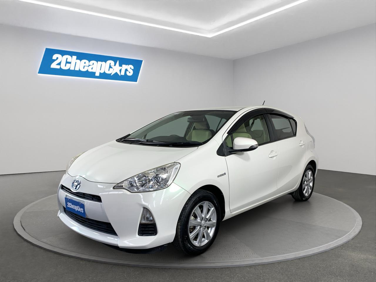 2014 Toyota Aqua S Hatchback