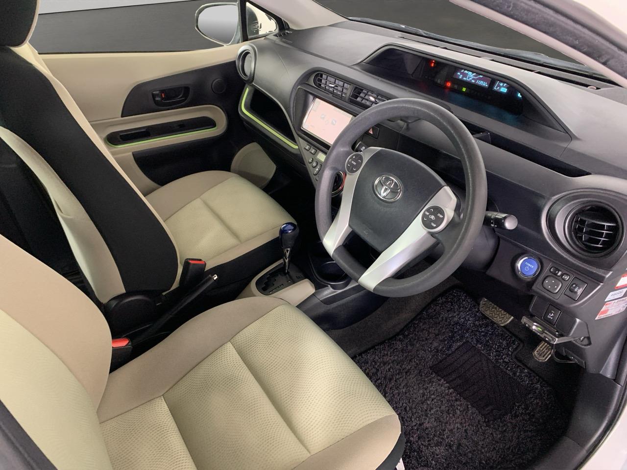 2014 Toyota Aqua S Hatchback REVERSING CAMERA + PUSH BUTTON START + AUTO LIGHTS