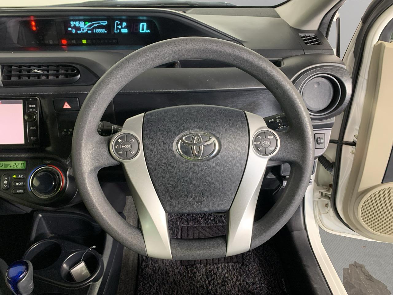 2014 Toyota Aqua S Hatchback REVERSING CAMERA + PUSH BUTTON START + AUTO LIGHTS