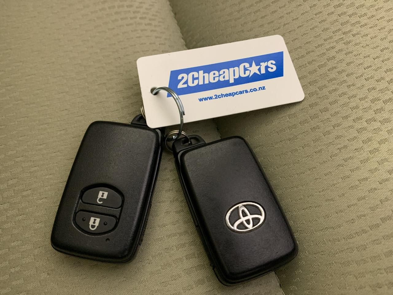 2014 Toyota Aqua S Hatchback REVERSING CAMERA + PUSH BUTTON START + AUTO LIGHTS