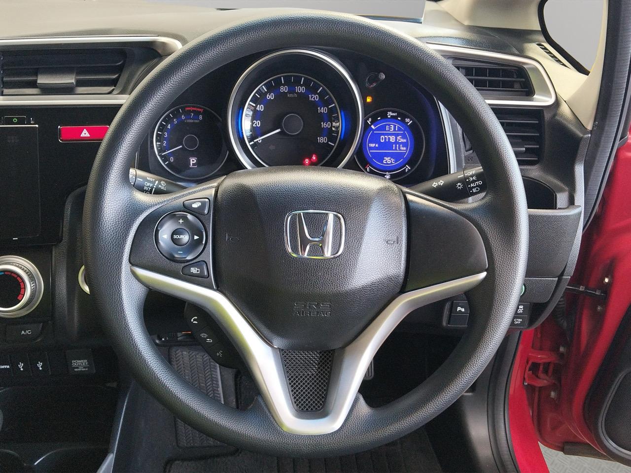 2014 Honda Fit Jazz Late Shape Hatchback PUSH BUTTON START + AUTO LIGHTS + REVERSING CAMERA