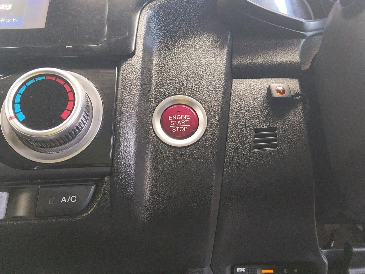 2014 Honda Fit Jazz Late Shape Hatchback PUSH BUTTON START + AUTO LIGHTS + REVERSING CAMERA