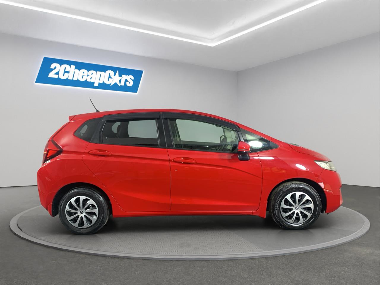 2014 Honda Fit Jazz Late Shape Hatchback PUSH BUTTON START + AUTO LIGHTS + REVERSING CAMERA