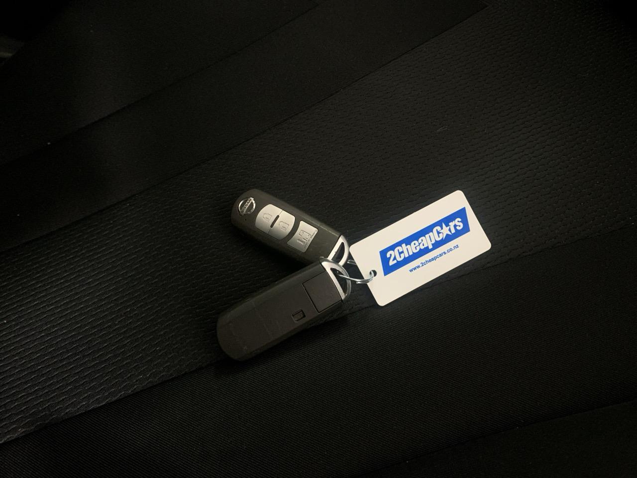 2014 Nissan Lafesta Highway Star People Mover LOW KMS + POWER SLIDING DOOR + SMART KEYS