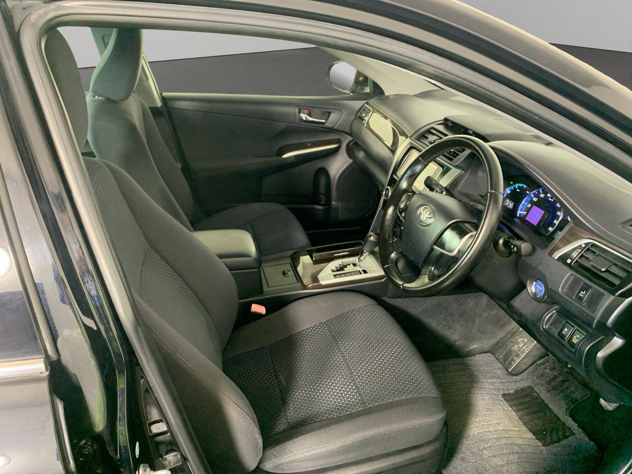 2012 Toyota Camry Hybrid G pkg Sedan REVESING CAMERA + CRUISE CONTROL + MAG WHEEL