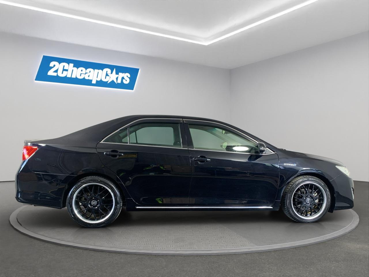 2012 Toyota Camry Hybrid G pkg Sedan REVESING CAMERA + CRUISE CONTROL + MAG WHEEL