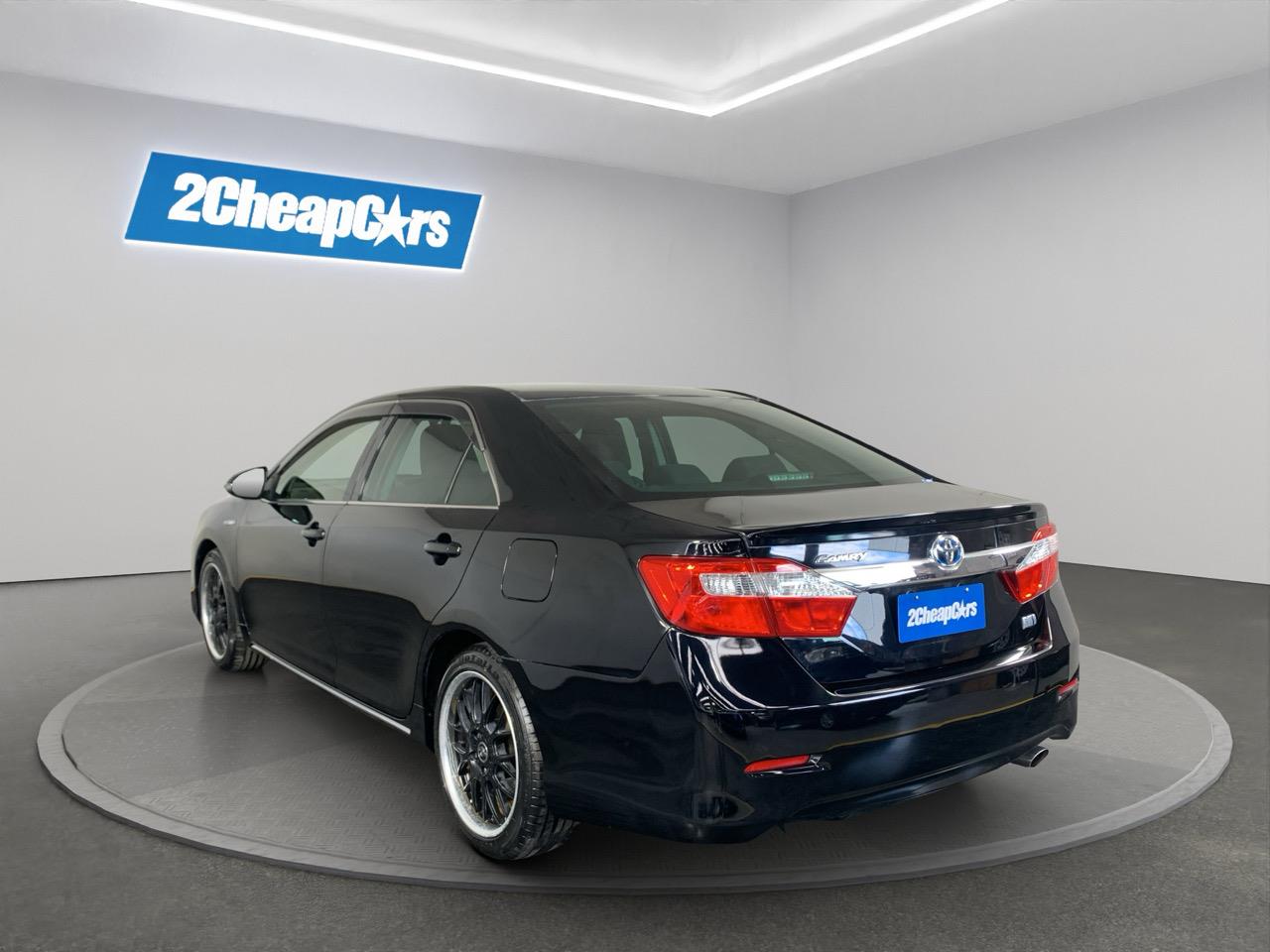 2012 Toyota Camry Hybrid G pkg Sedan REVESING CAMERA + CRUISE CONTROL + MAG WHEEL