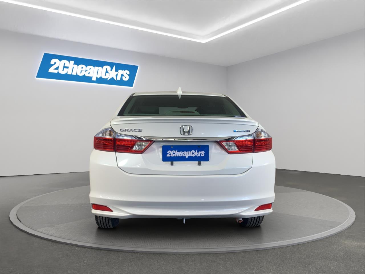 2016 Honda Grace Hybrid EX Sedan LOW KMS + SMART KEY + GREAT FUEL EFFICIENCY