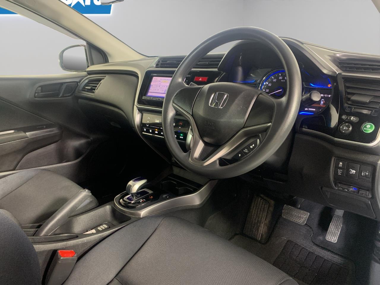 2016 Honda Grace Hybrid EX Sedan LOW KMS + SMART KEY + GREAT FUEL EFFICIENCY