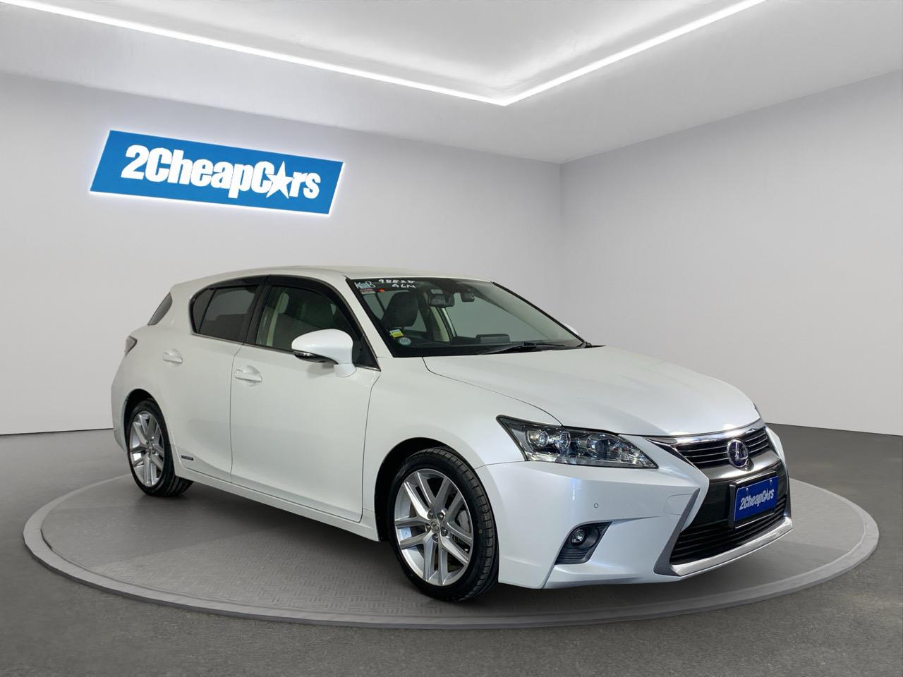 2014 Lexus CT200h Version L Hatchback CRUISE CONTROL + HEATED SEATS + AUTO LIGHTS