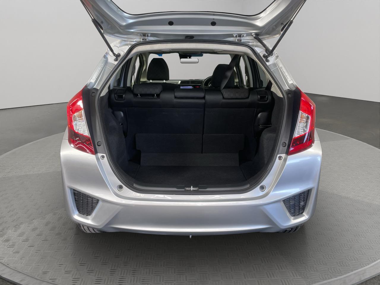 2014 Honda Fit Jazz Late Shape Hatchback AUTO LIGHTS + PUSH BUTTON START