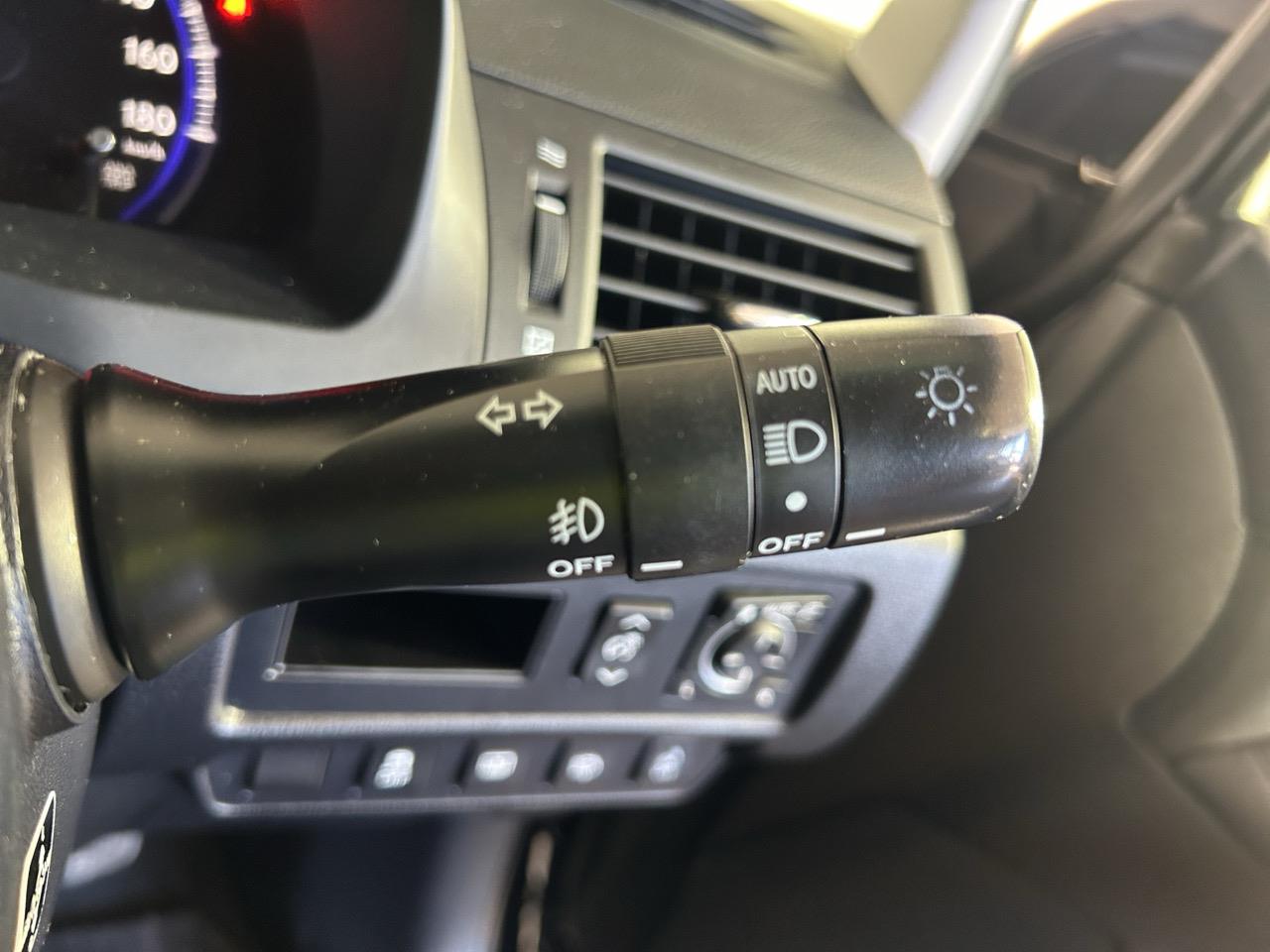 2012 Lexus HS250H Version I Sedan REVERSING CAMERA + AUTO LIGHTS + PUSH START