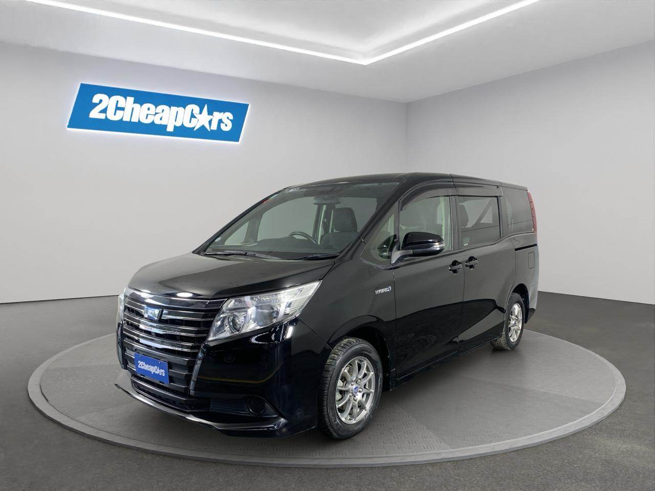 2015 Toyota Noah Hybrid X People Mover