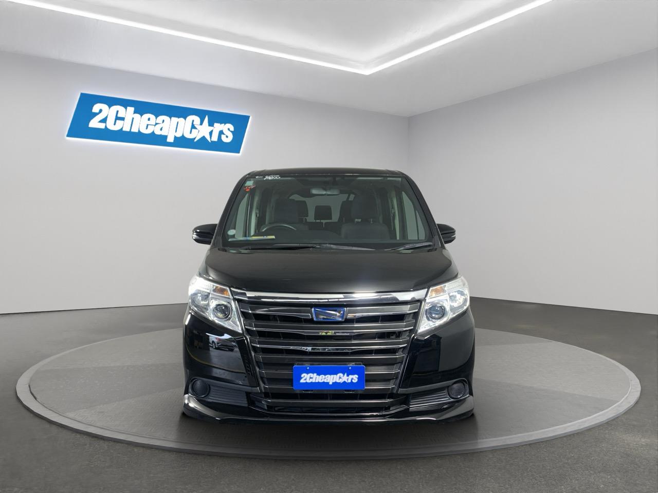 2015 Toyota Noah Hybrid X People Mover POWER SLIDING DOORS + REVERSING CAMERA 