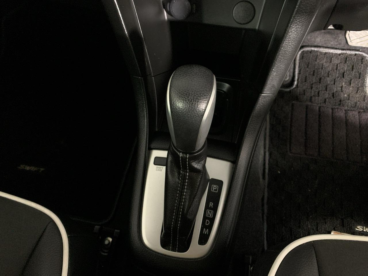 2014 Suzuki Swift STYLE DJE Hatchback CRUISE CONTROL + HEATED SEATS + PADDLE SHIFT