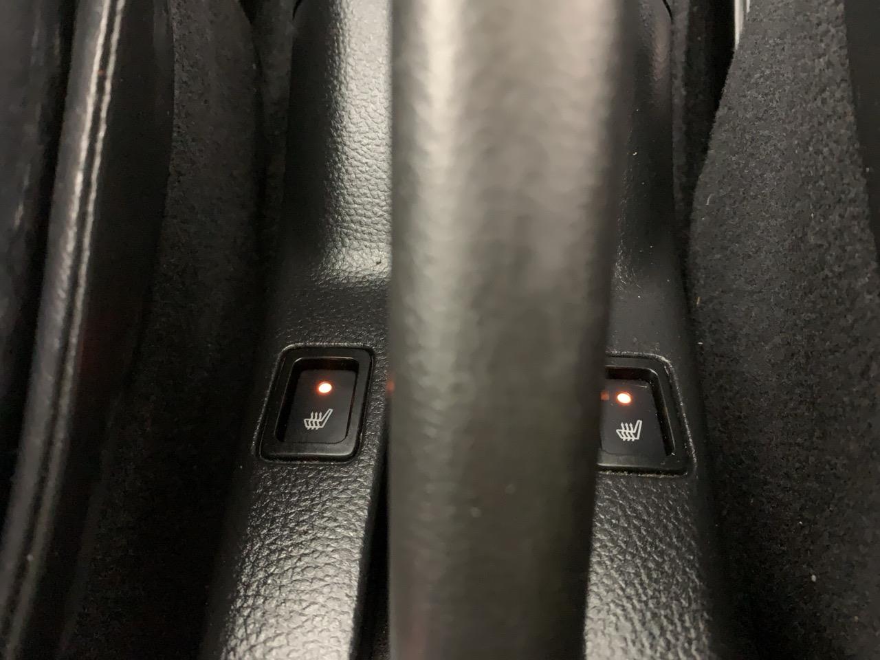 2014 Suzuki Swift STYLE DJE Hatchback CRUISE CONTROL + HEATED SEATS + PADDLE SHIFT