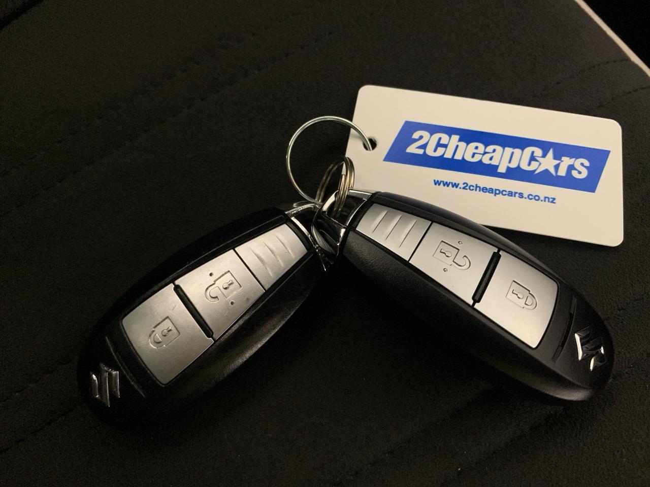 2014 Suzuki Swift STYLE DJE Hatchback CRUISE CONTROL + HEATED SEATS + PADDLE SHIFT