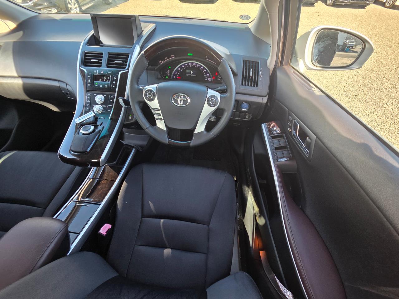 2013 Toyota SAI G Sedan POWER ADJUSTMENT SEATS + REVERSING CAMERA