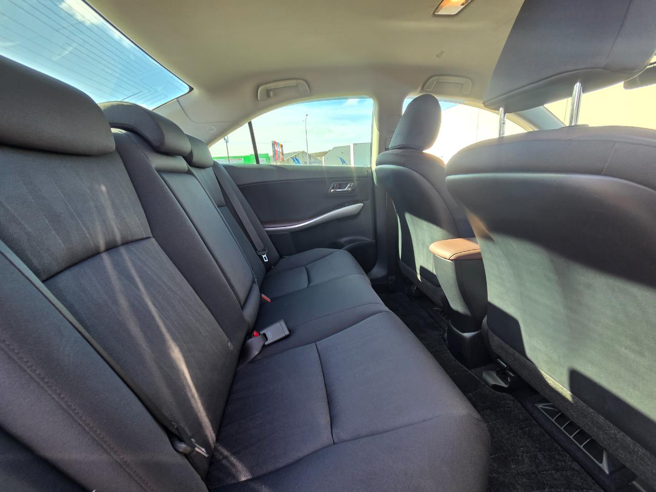 2013 Toyota SAI G Sedan POWER ADJUSTMENT SEATS + REVERSING CAMERA