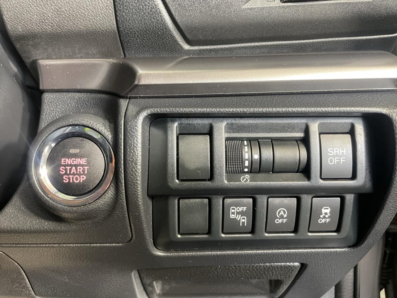 2016 Subaru Impreza SPORT 2.0 I Hatchback AWD + EYE SIGHT SYSTEM + REVERSING CAMERA